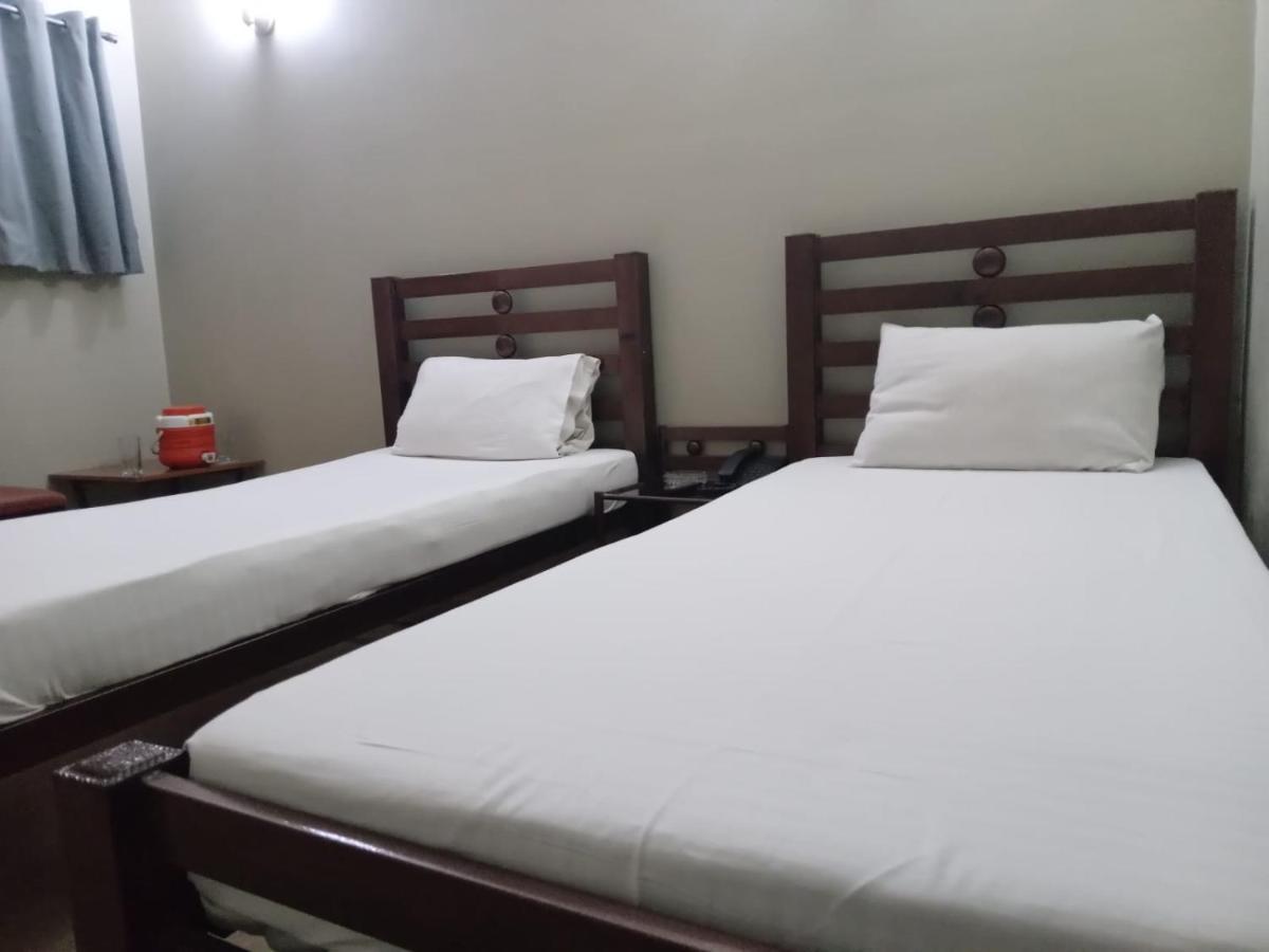 New Hotel Chilton Karachi Exterior photo